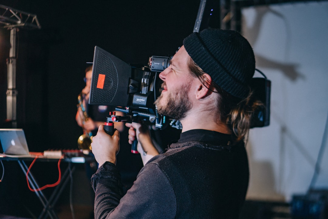 AI video creation fashion: Outfit Video vs top tools