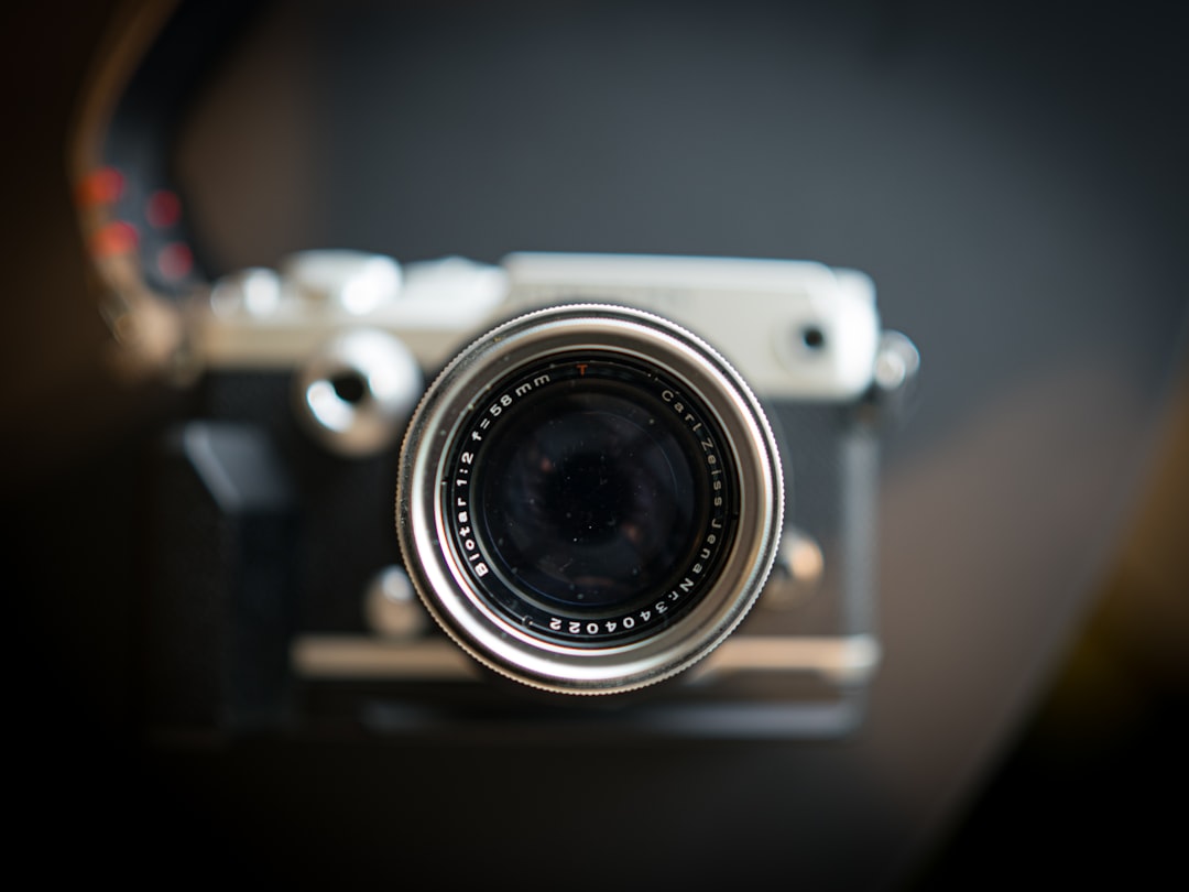 Preparing your images: cropping, background removal, and layering - turn photos into videos